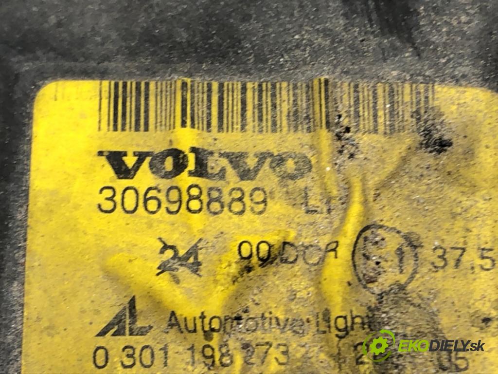 VOLVO V50 (545) 2003 - 2012    1.6 D 80 kW [109 KM] olej napędowy 2005 - 2012  Svetlomet ľavy predný XENON 30698889