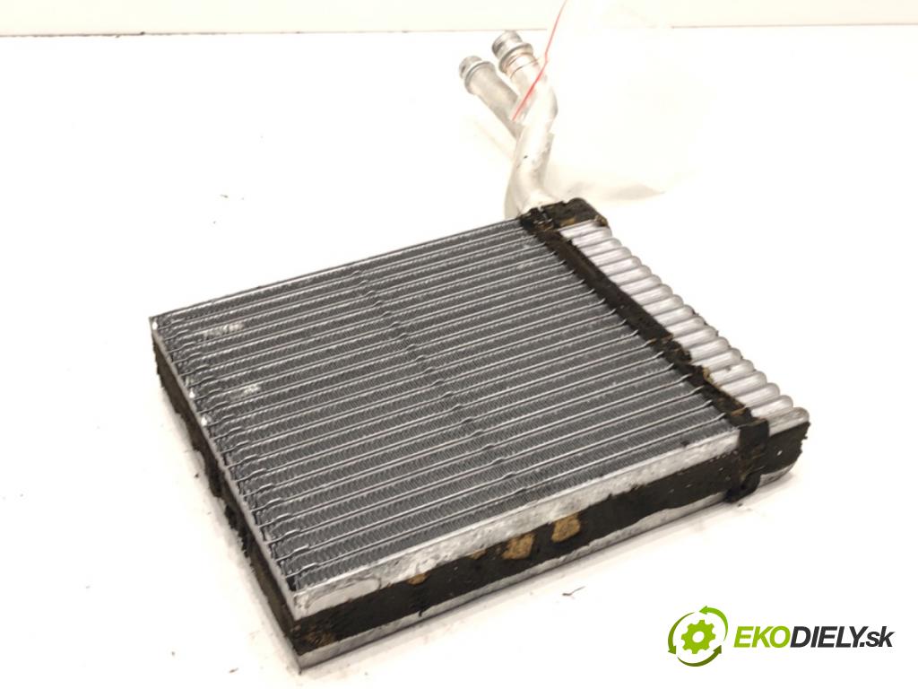 VOLVO V50 (545) 2003 - 2012    1.6 D 80 kW [109 KM] olej napędowy 2005 - 2012  topné těleso radiátor topení  (Radiátory topení)