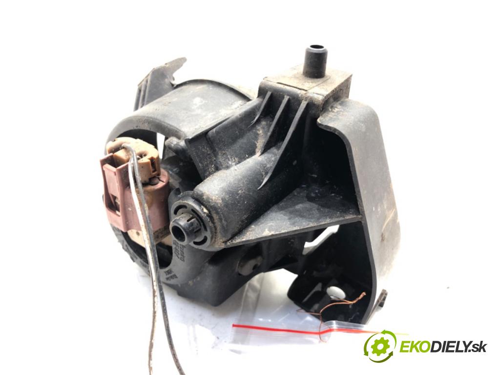 SUBARU FORESTER (SG_) 2002 - 2012    2.0 X AWD (SG5) 116 kW [158 KM] benzyna 2005 - 2008  hmlové svetlo, hmlovka pravý přední část 114-77828