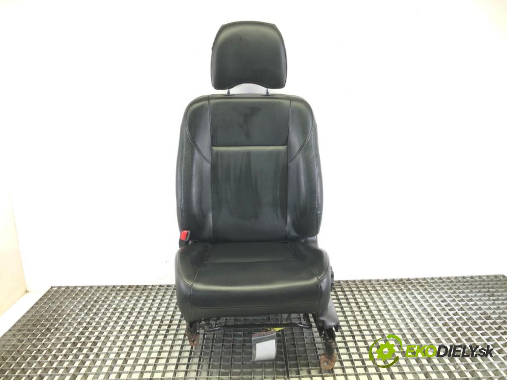 SUBARU FORESTER (SG_) 2002 - 2012    2.0 X AWD (SG5) 116 kW [158 KM] benzyna 2005 - 2008  Sedadlo ľavy predný 