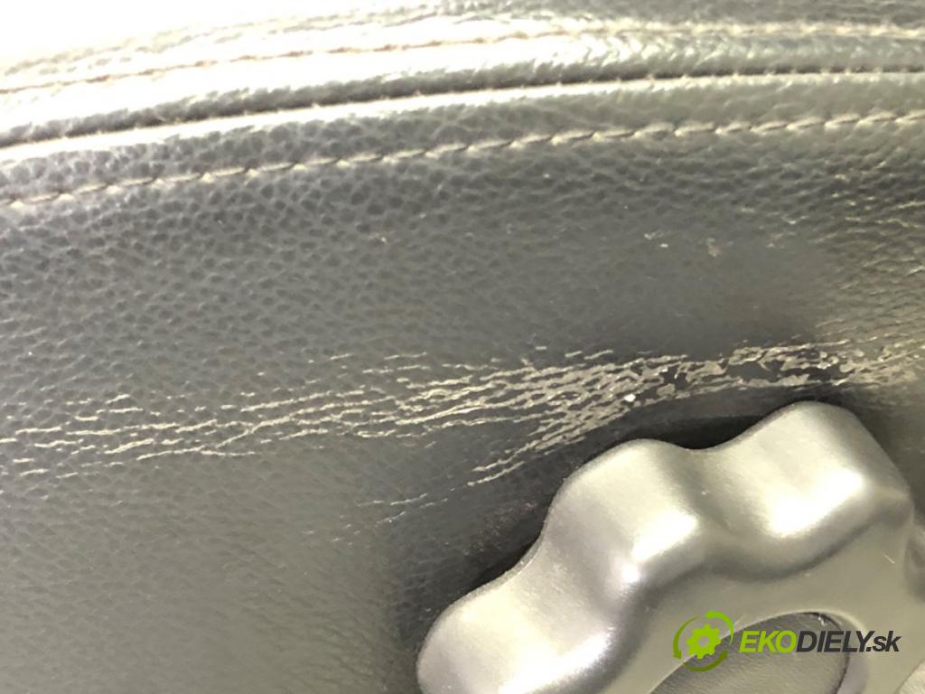 SUBARU FORESTER (SG_) 2002 - 2012    2.0 X AWD (SG5) 116 kW [158 KM] benzyna 2005 - 2008  Sedadlo ľavy predný