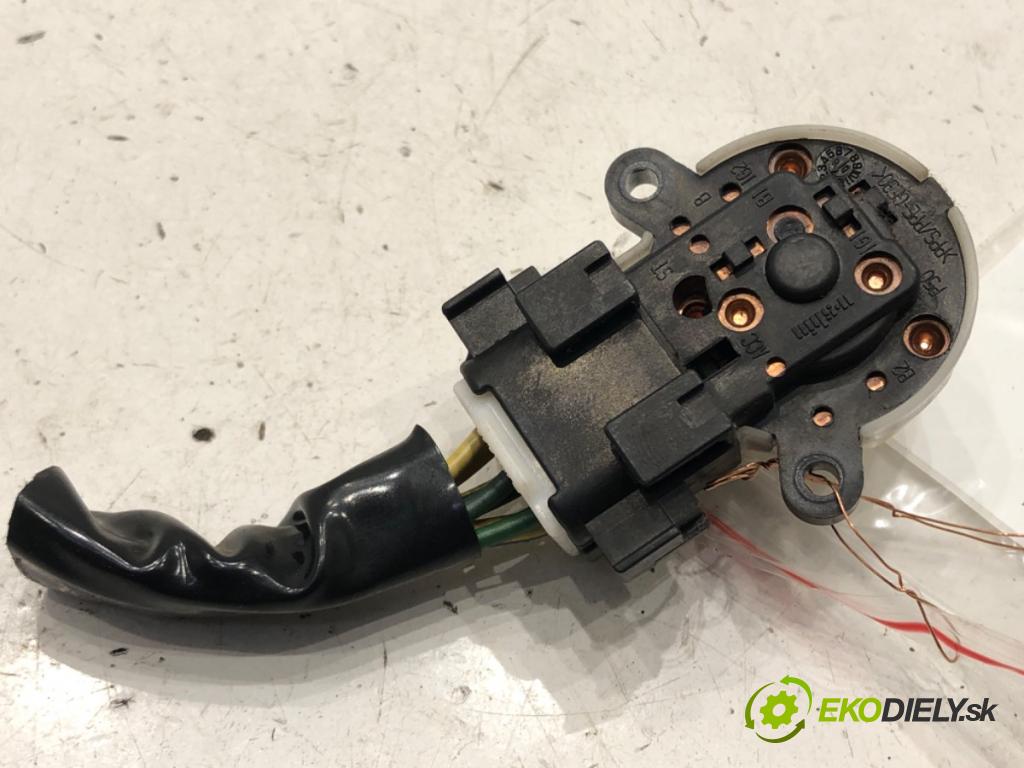 SUZUKI SWIFT III (MZ, EZ) 2005 - 2022    1.6 (RS 416, RR 416) 92 kW [125 KM] benzyna 2006 - 2022  Kocka, vložka spínacej skrinky  (Spínacie skrinky a kľúče)