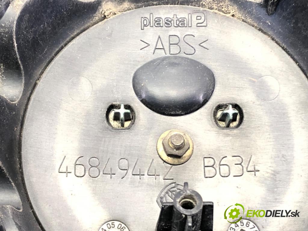 FIAT PUNTO (188_) 1999 - 2012    1.2 60 (188.030, .050, .130, .150, .230, .250) 44 kW [60 KM] benzyna 1999 - 2010  mřížka maska 46849442 (Mřížky (masky) chladičů)