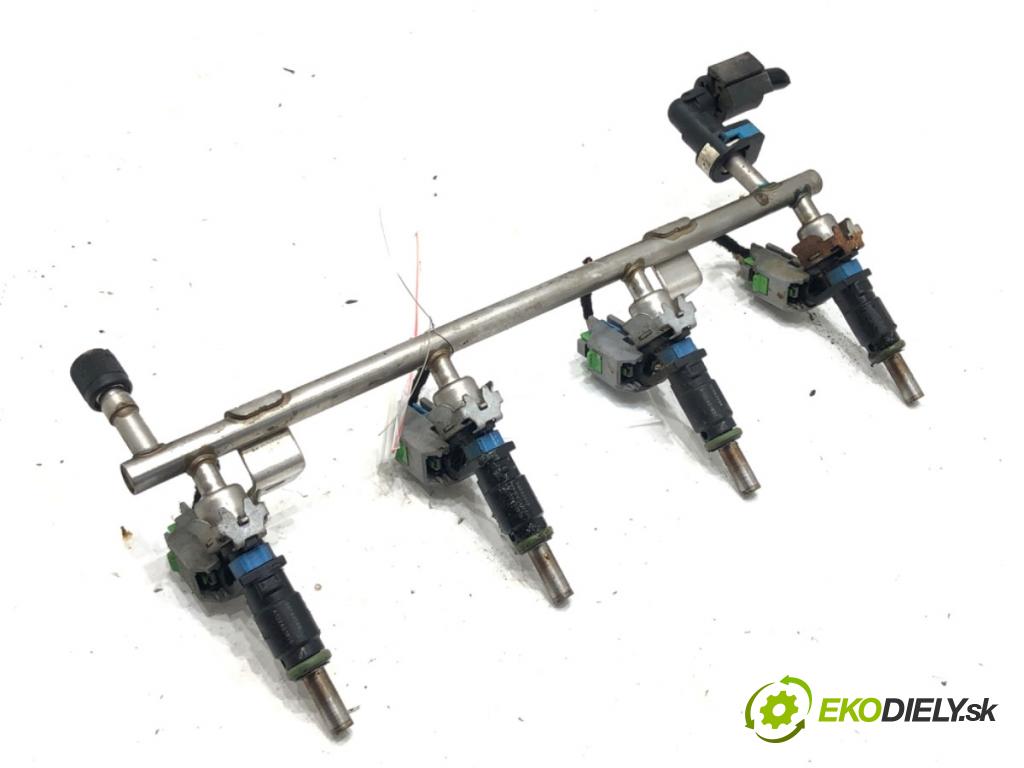 OPEL ASTRA J (P10) 2009 - 2015    1.6 (68) 85 kW [115 KM] benzyna 2009 - 2015  Lišta vstrekovacia 55562599 (Vstrekovacie lišty)