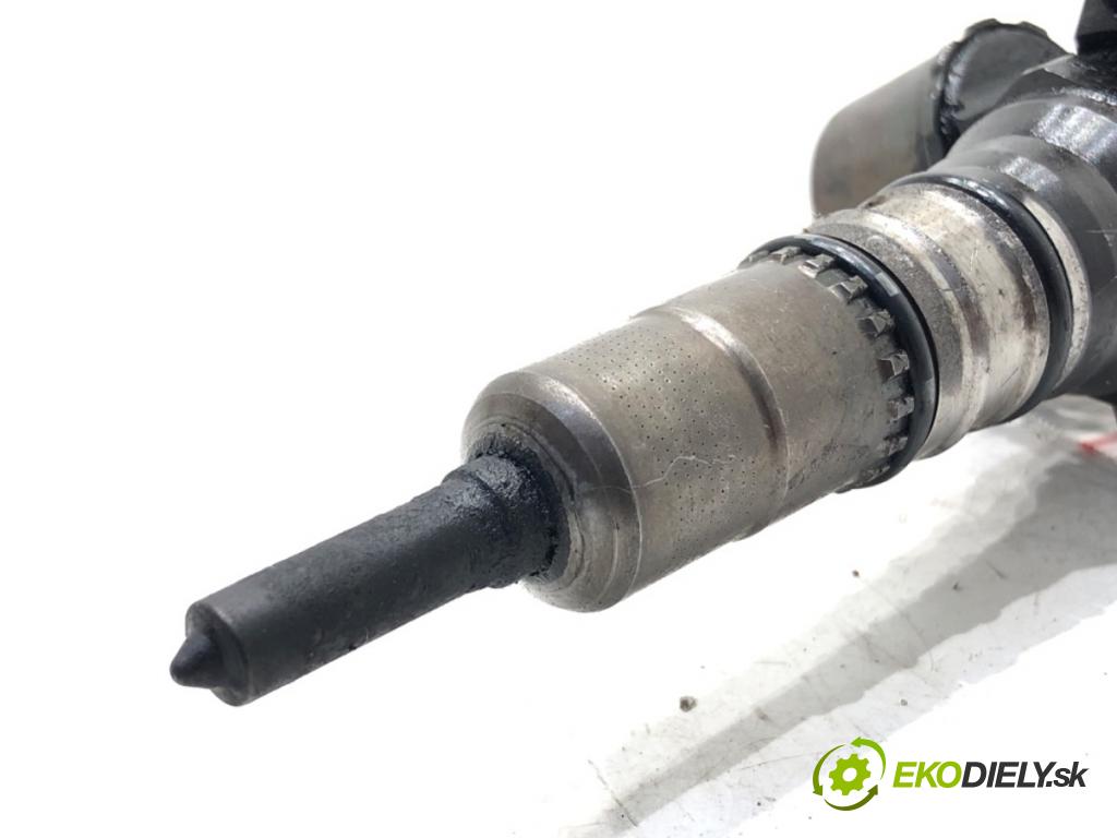 VW TOURAN (1T1, 1T2) 2003 - 2010    2.0 TDI 100 kW [136 KM] olej napędowy 2003 - 2010  Vstrekovač 03G130073B 0414720402 (Vstrekovače)