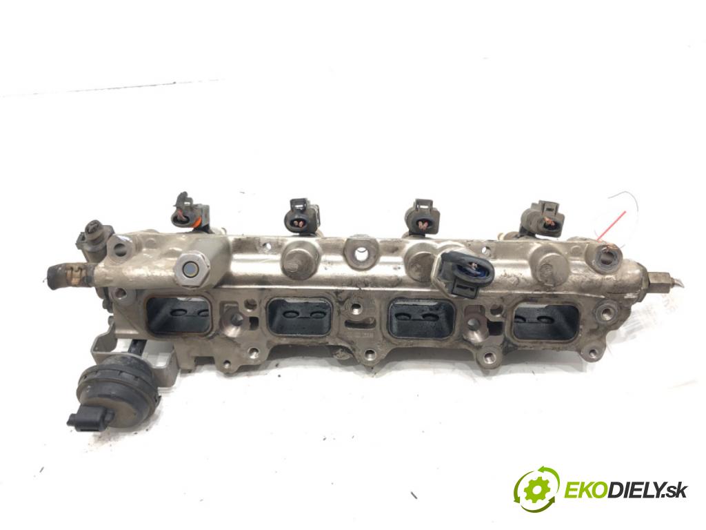 SKODA OCTAVIA II (1Z3) 2004 - 2013    1.6 FSI 85 kW [115 KM] benzyna 2004 - 2008  Lišta vstrekovacia 03C133036D (Vstrekovacie lišty)