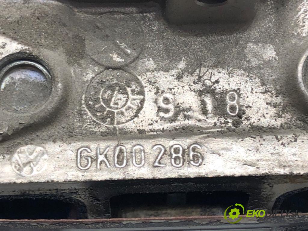 SKODA OCTAVIA II (1Z3) 2004 - 2013    1.6 FSI 85 kW [115 KM] benzyna 2004 - 2008  Lišta vstrekovacia 03C133036D (Vstrekovacie lišty)