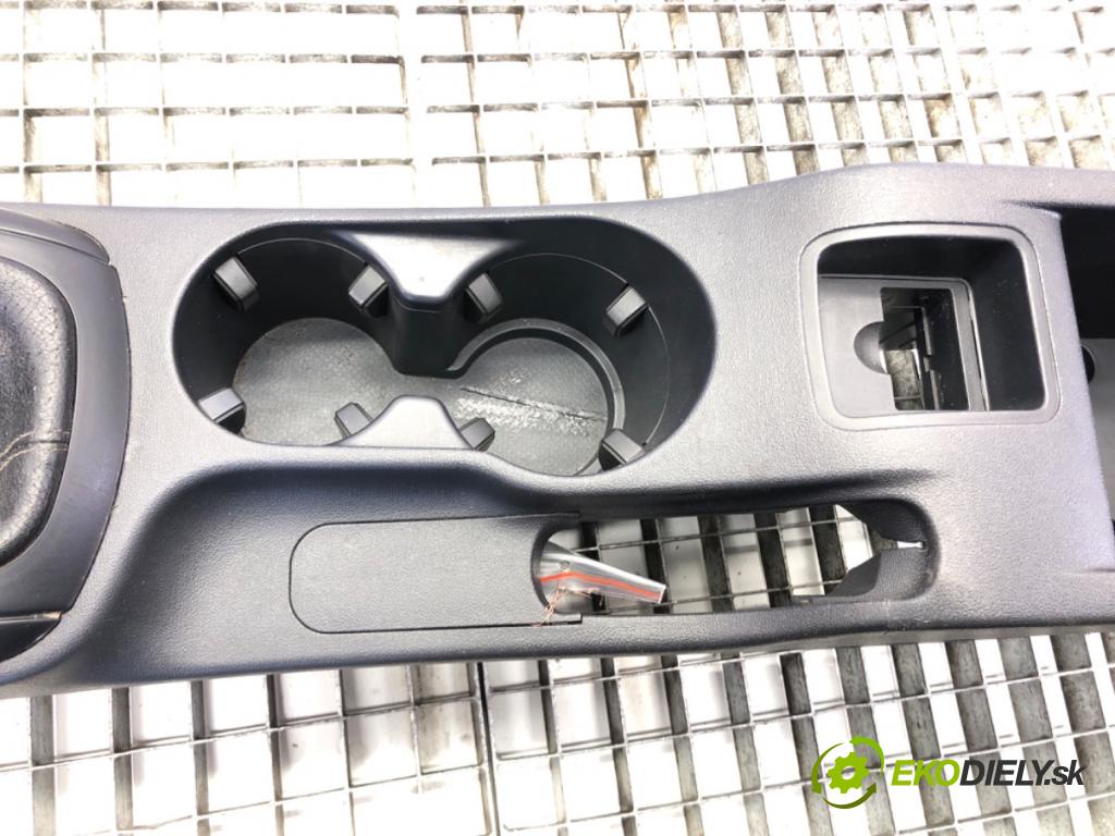 HYUNDAI i30 (FD) 2007 - 2012    1.4 77 kW [105 KM] benzyna 2007 - 2011  Tunel středový  (Středový tunel / panel)