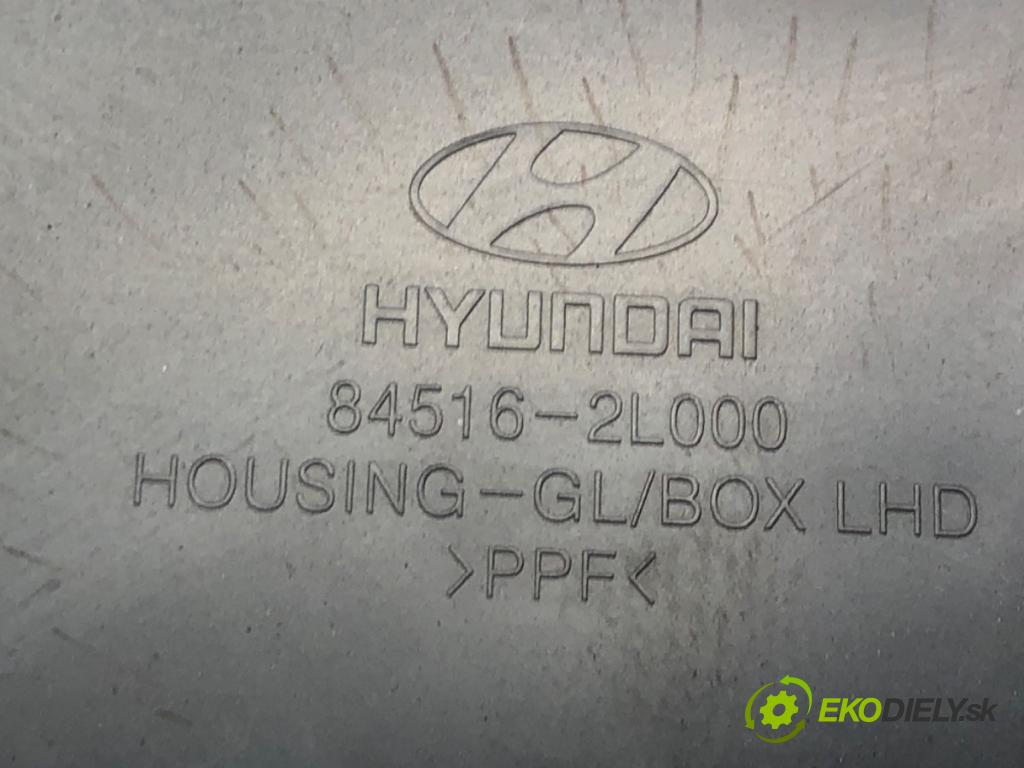 HYUNDAI i30 (FD) 2007 - 2012    1.4 77 kW [105 KM] benzyna 2007 - 2011  Priehradka, kastlík spolujazdca 84516-2L000 (Priehradky, kastlíky)