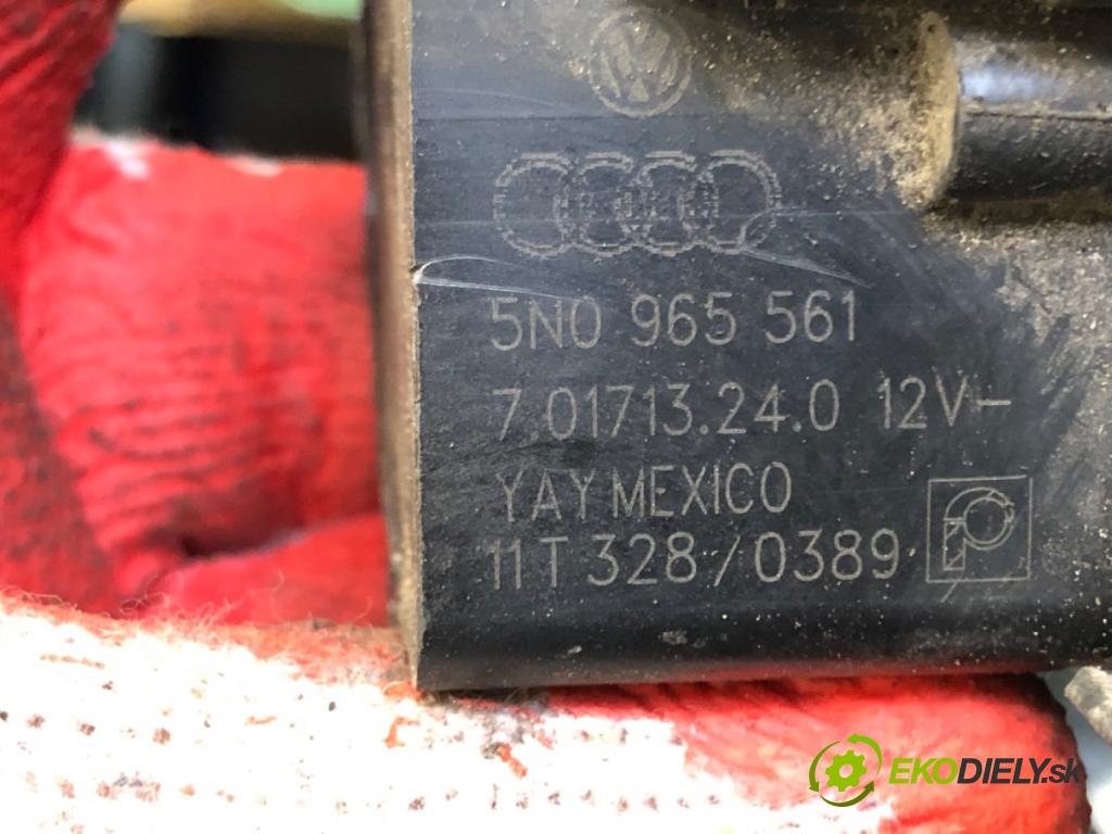 VW GOLF VI Variant (AJ5) 2009 - 2014    1.6 TDI 77 kW [105 KM] olej napędowy 2009 - 2013  DALŠÍ: pumpa vody 5N0965561 (Vodní pumpy)