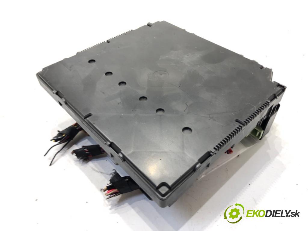 VW GOLF VI Variant (AJ5) 2009 - 2014    1.6 TDI 77 kW [105 KM] olej napędowy 2009 - 2013  Modul BCM 5K0937084H (Ostatné)