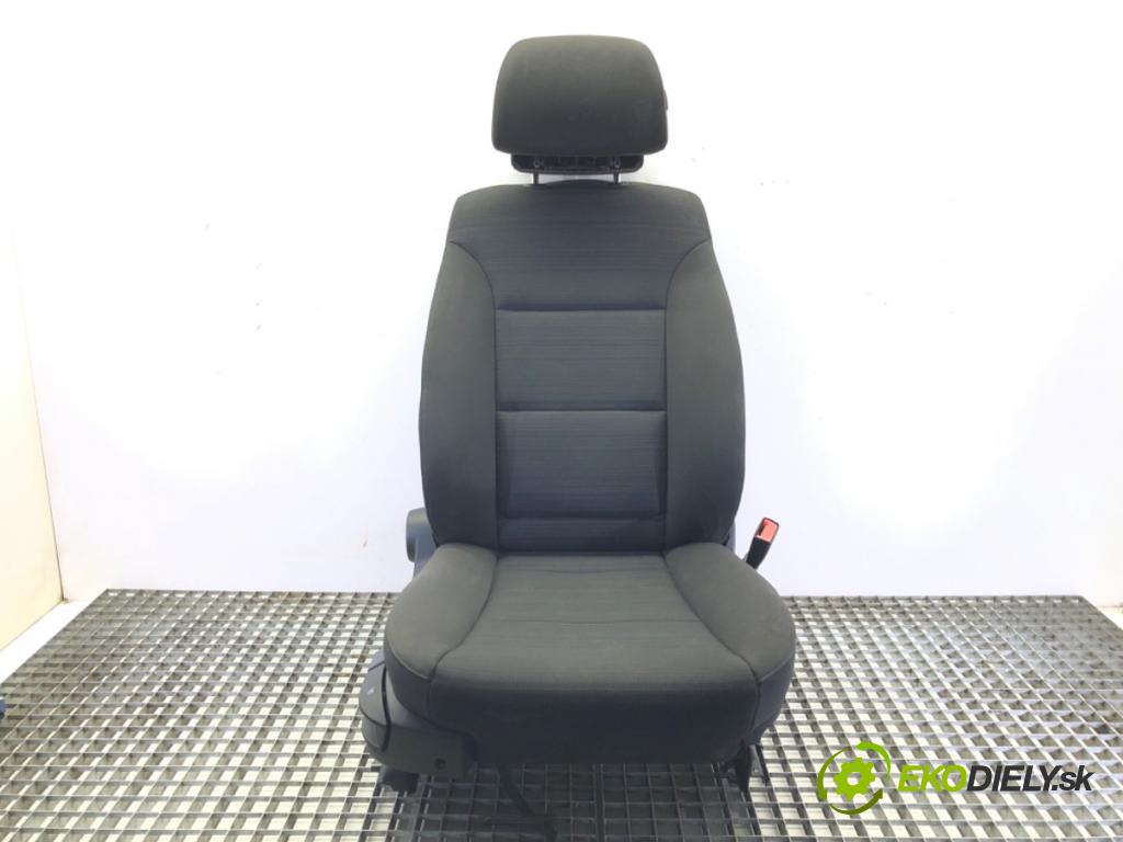 BMW 5 Touring (E61) 2004 - 2010    520 d 130 kW [177 KM] olej napędowy 2007 - 2010  Sedadlo pravy predný 