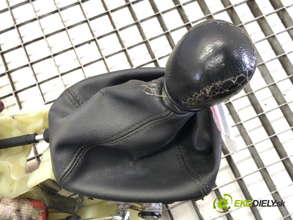 FIAT CROMA nadwozie zamknięte / kombi (194_) 2006 - 2011    1.9 MJTD (194AXB1B) 88 kW [120 KM] olej napędowy 2006 - 2011  Kulisa 55349103 (Rýchlostné páky / kulisy)