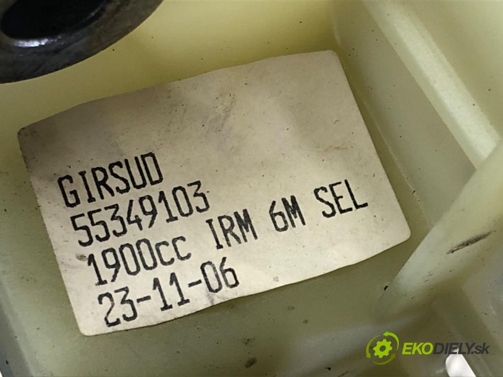 FIAT CROMA nadwozie zamknięte / kombi (194_) 2006 - 2011    1.9 MJTD (194AXB1B) 88 kW [120 KM] olej napędowy 2006 - 2011  Kulisa 55349103 (Rýchlostné páky / kulisy)