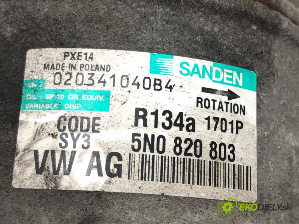 VW GOLF VI Variant (AJ5) 2009 - 2014    1.6 TDI 77 kW [105 KM] olej napędowy 2009 - 2013  kompresor klimatizace 5N0820803 (Kompresory)