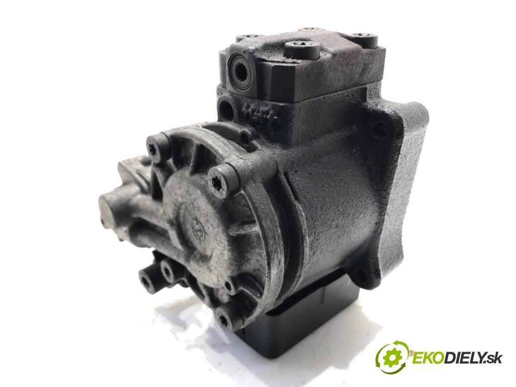 VW GOLF VI Variant (AJ5) 2009 - 2014    1.6 TDI 77 kW [105 KM] olej napędowy 2009 - 2013  Pumpa vstrekovacia 03L130755E (Vstrekovacie čerpadlá)