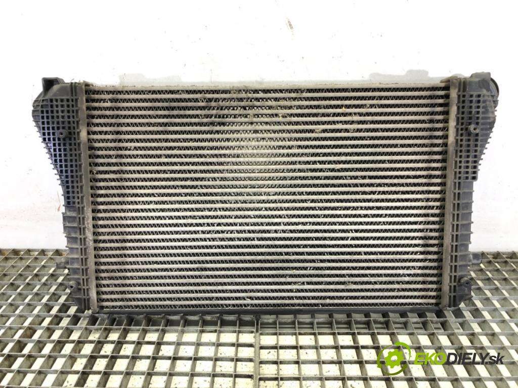 VW GOLF VI Variant (AJ5) 2009 - 2014    1.6 TDI 77 kW [105 KM] olej napędowy 2009 - 2013  intercooler 1K0145803AF (Chladiče nasávaného vzduchu (intercoolery))