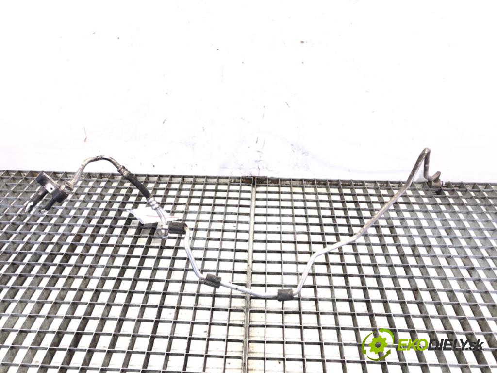 VW GOLF VI Variant (AJ5) 2009 - 2014    1.6 TDI 77 kW [105 KM] olej napędowy 2009 - 2013  rúrka klimatizácie 1K0820741CM (Rúrky klimatizácie)