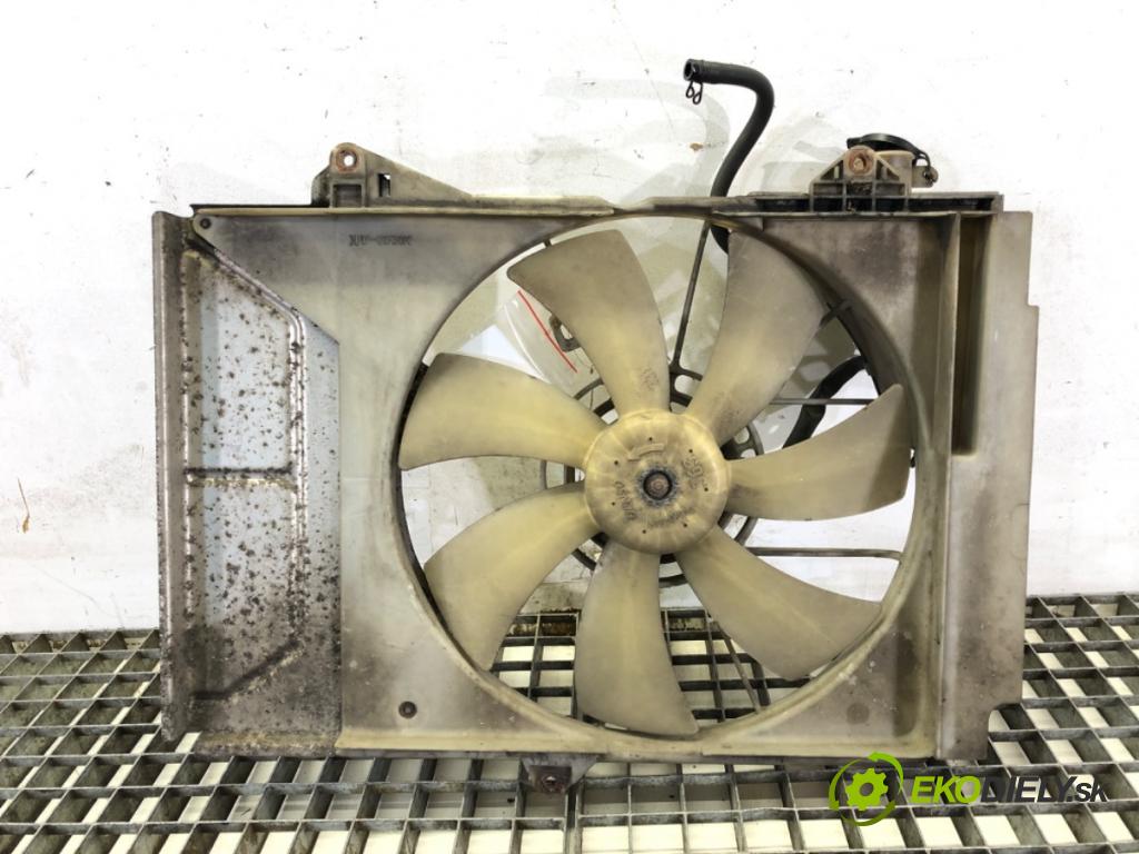 TOYOTA YARIS (_P1_) 1999 - 2005    1.0 (SCP10_) 48 kW [65 KM] benzyna 2003 - 2005  Ventilátor chladiča  (Ventilátory)