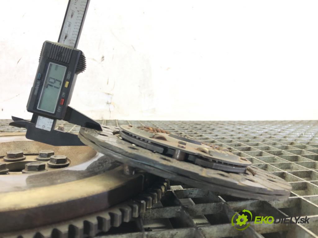 TOYOTA YARIS (_P1_) 1999 - 2005    1.0 (SCP10_) 48 kW [65 KM] benzyna 2003 - 2005  Spojková sada (bez ložiska) 119012610 (Kompletné sady (bez ložiska))