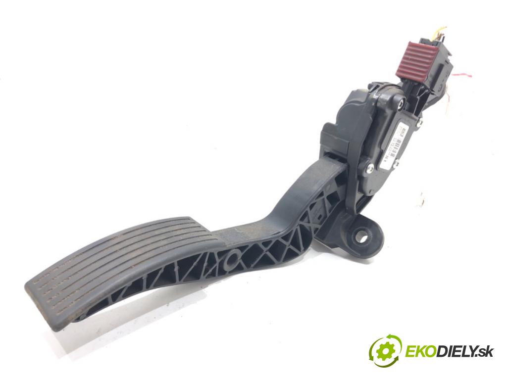 KIA RIO III (UB) 2011 - 2017    1.4 CVVT 80 kW [109 KM] benzyna 2011 - 2017  Potenciometer plynu  (Pedále)