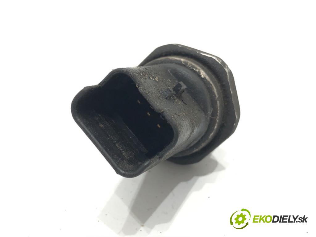 RENAULT MEGANE II Kombi (KM0/1_) 2003 - 2012    1.5 dCi (KM16, KM1E) 78 kW [106 KM] olej napędowy 2005 - 2008  Snímač tlaku paliva  (Snímače)