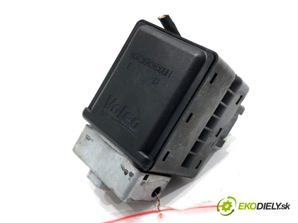 RENAULT MEGANE II Kombi (KM0/1_) 2003 - 2012    1.5 dCi (KM16, KM1E) 78 kW [106 KM] olej napędowy 2005 - 2008  blokáda volantu 8200604932 (Ostatné)