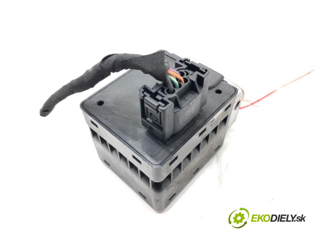 RENAULT MEGANE II Kombi (KM0/1_) 2003 - 2012    1.5 dCi (KM16, KM1E) 78 kW [106 KM] olej napędowy 2005 - 2008  blokáda volantu 8200604932 (Ostatné)