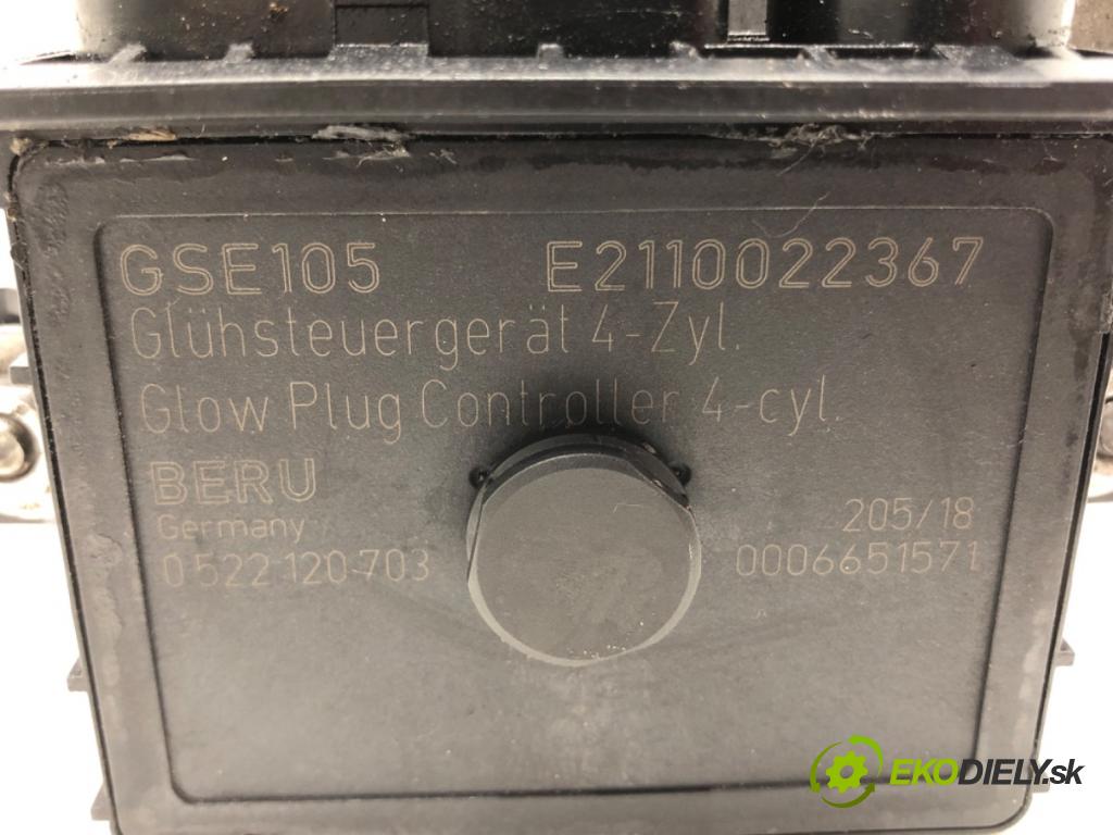 BMW 5 Touring (E61) 2004 - 2010    520 d 130 kW [177 KM] olej napędowy 2007 - 2010  relé sviečok žhavenia E2110022367 (Relé)
