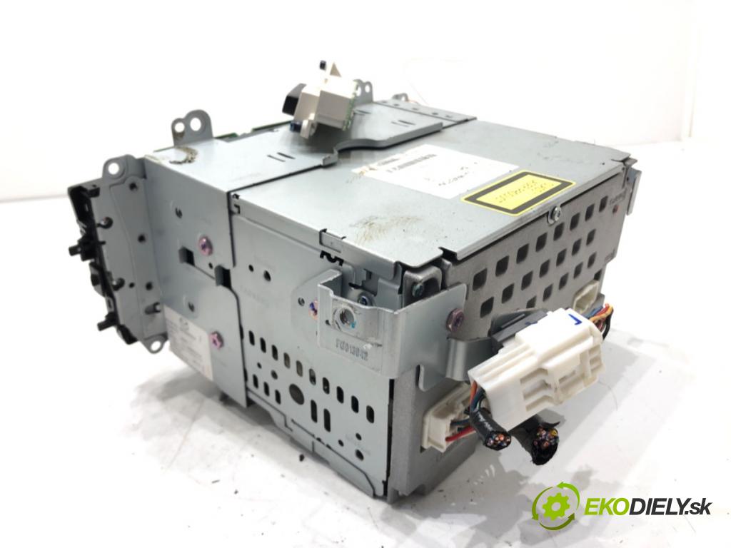 MAZDA 6 Hatchback (GG) 2002 - 2008    2.0 (GGES) 108 kW [147 KM] benzyna 2005 - 2007  RADIO GR4B66DSX (Audio zariadenia)