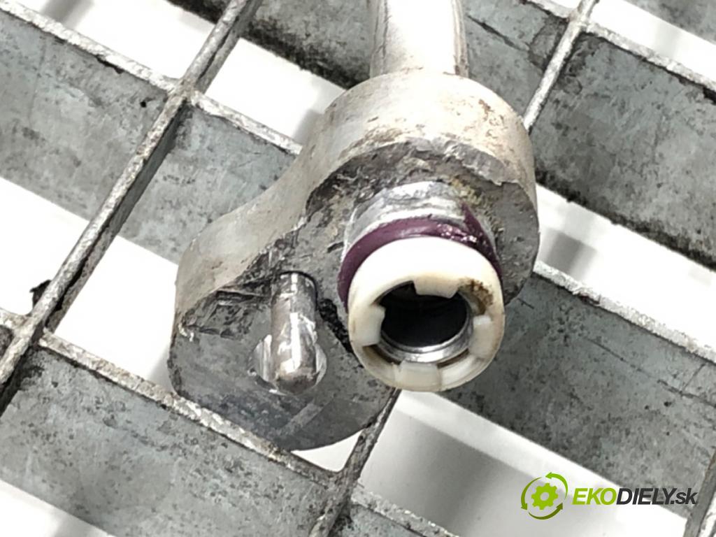 BMW 3 Touring (F31) 2012 - 2019    320 d 135 kW [184 KM] olej napędowy 2012 - 2016  rúrka klimatizácie 9212236 (Rúrky klimatizácie)