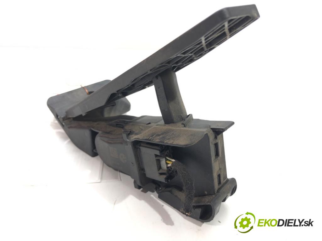 BMW 3 Touring (F31) 2012 - 2019    320 d 135 kW [184 KM] olej napędowy 2012 - 2016  Potenciometer plynu 3542-6853176 (Pedále)