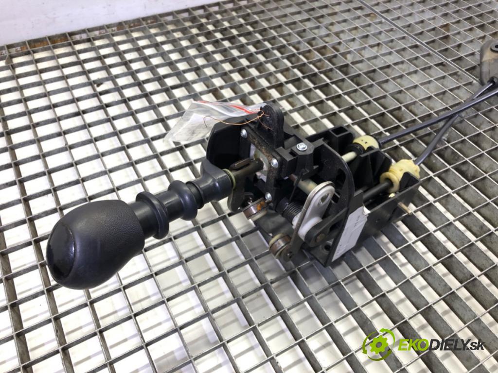 RENAULT SCÉNIC II (JM0/1_) 2003 - 2010    1.9 dCi (JM0G, JM12, JM1G, JM2C) 88 kW [120 KM] olej napędowy 2003 - 2006  Kulisa  (Rýchlostné páky / kulisy)