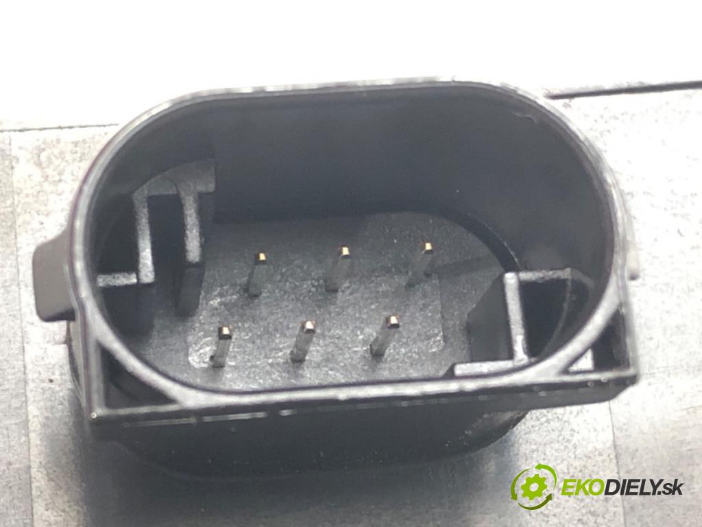 RENAULT SCÉNIC II (JM0/1_) 2003 - 2010    1.9 dCi (JM0G, JM12, JM1G, JM2C) 88 kW [120 KM] olej napędowy 2003 - 2006  blokáda volantu  (Ostatné)