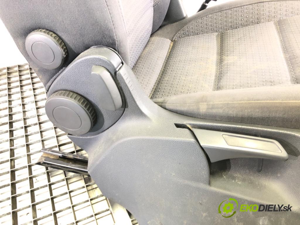 VW TOURAN (1T1, 1T2) 2003 - 2010    1.9 TDI 77 kW [105 KM] olej napędowy 2003 - 2010  Sedadlo pravy predný
