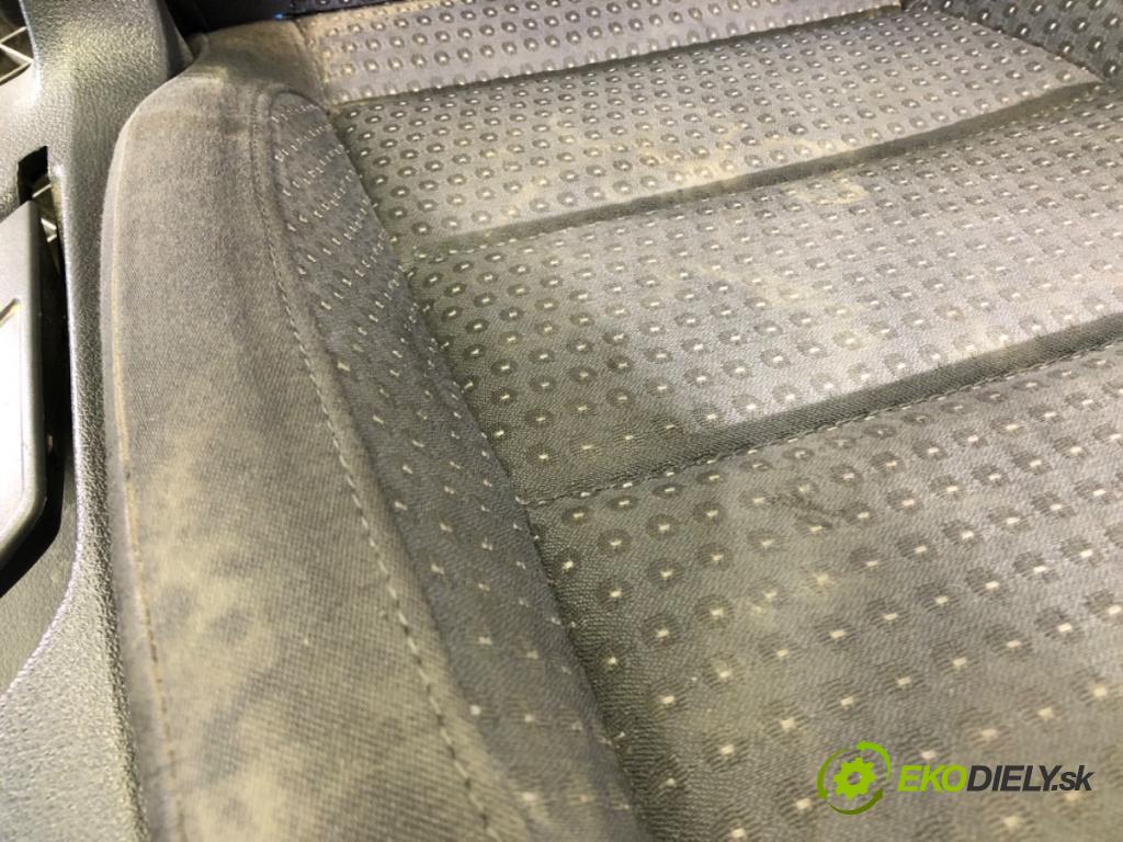 VW TOURAN (1T1, 1T2) 2003 - 2010    1.9 TDI 77 kW [105 KM] olej napędowy 2003 - 2010  Sedadlo pravy predný