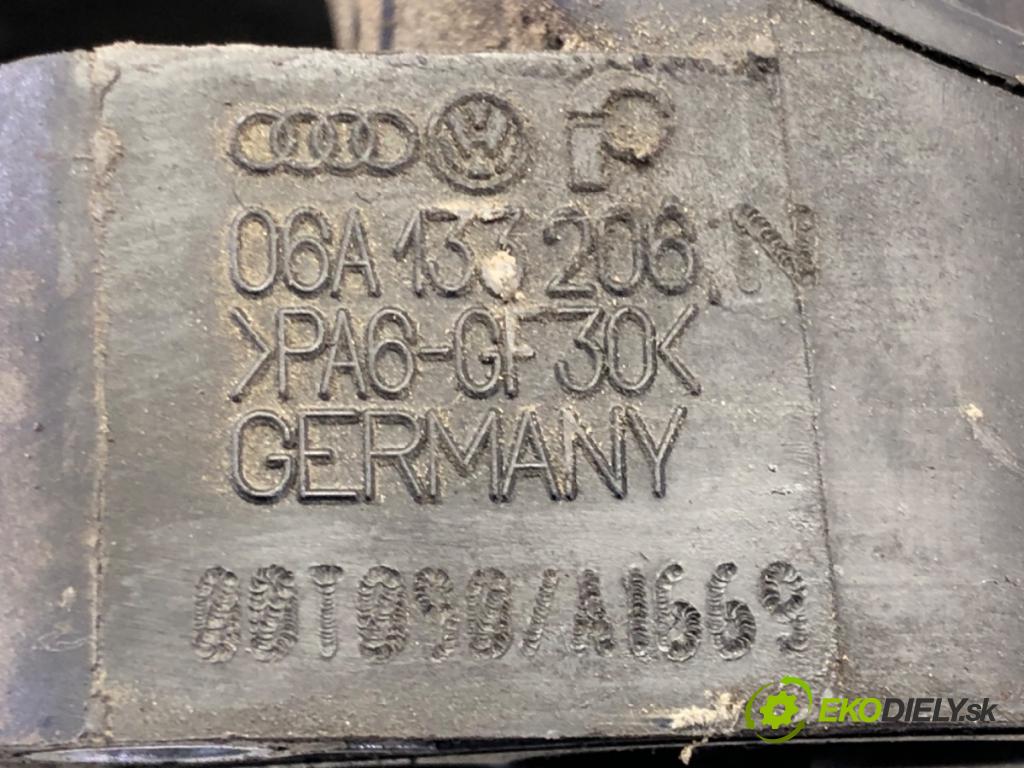 SEAT LEON (1M1) 1999 - 2006    1.6 74 kW [100 KM] benzyna 1999 - 2006  Potrubie sacie, sanie 06A133206N (Sacie potrubia)