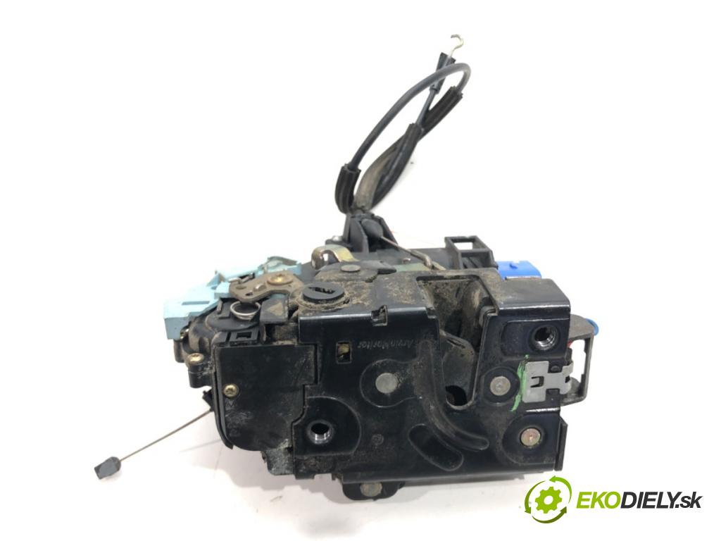 SEAT ALTEA (5P1) 2004 - 2022    1.9 TDI 77 kW [105 KM] olej napędowy 2004 - 2022  zámok dveře levý zadní část 7L0839015