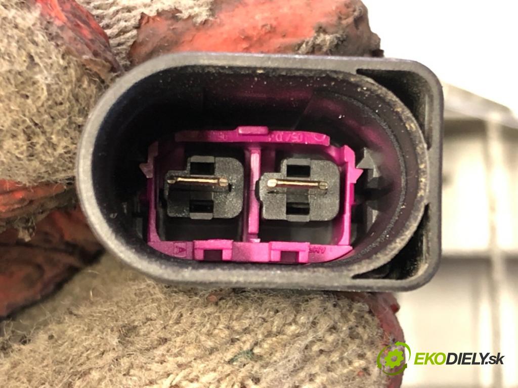 SEAT ALTEA (5P1) 2004 - 2022    1.9 TDI 77 kW [105 KM] olej napędowy 2004 - 2022  Ventilátor klimatizácie 1K0959455R (Ventilátory chladičov klimatizácie)