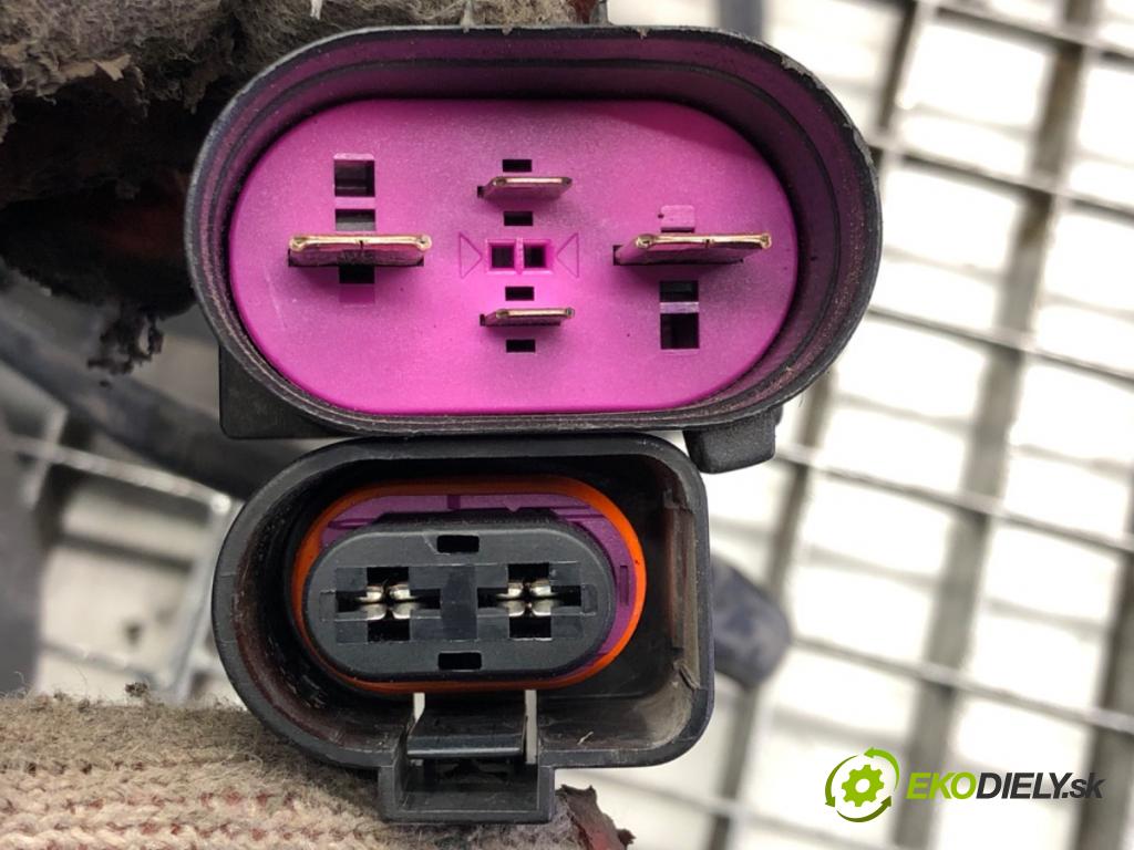 SEAT ALTEA (5P1) 2004 - 2022    1.9 TDI 77 kW [105 KM] olej napędowy 2004 - 2022  Ventilátor chladiča 1K0959455P (Ventilátory)