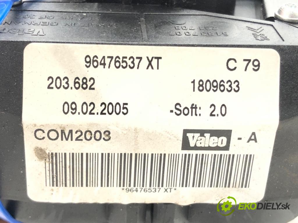 PEUGEOT 407 SW (6E_) 2004 - 2011    2.0 HDi 135 100 kW [136 KM] olej napędowy 2004 - 2010  Prepínač kombinovaný 96476537XT (Prepínače, spínače, tlačidlá a ovládače kúrenia)