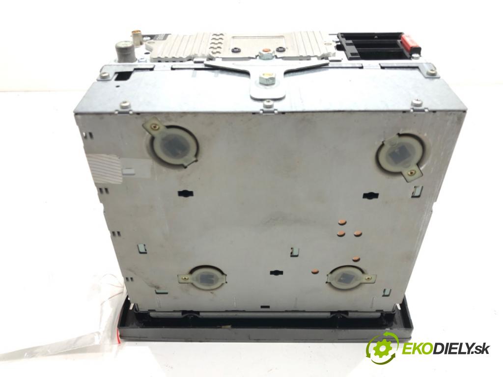 OPEL VECTRA C Kombi (Z02) 2003 - 2009    2.2 direct (F35) 114 kW [155 KM] benzyna 2003 - 2008  RADIO 13138250 (Audio zariadenia)