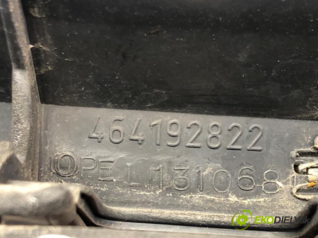 OPEL VECTRA C Kombi (Z02) 2003 - 2009    2.2 direct (F35) 114 kW [155 KM] benzyna 2003 - 2008  mřížka maska  (Mřížky (masky) chladičů)