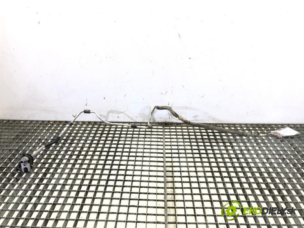 AUDI A4 B6 (8E2) 2000 - 2005    2.0 96 kW [130 KM] benzyna 2000 - 2004  rúrka klimatizácie  (Rúrky klimatizácie)