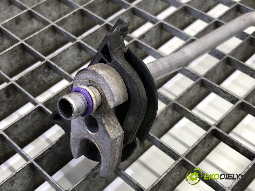 AUDI A4 B6 (8E2) 2000 - 2005    2.0 96 kW [130 KM] benzyna 2000 - 2004  rúrka klimatizácie  (Rúrky klimatizácie)