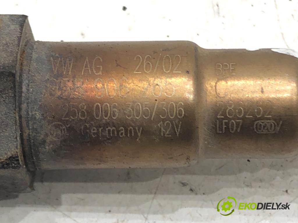AUDI A4 B6 (8E2) 2000 - 2005    2.0 96 kW [130 KM] benzyna 2000 - 2004  sonda lambda zad 058906265 (Lambda sondy)