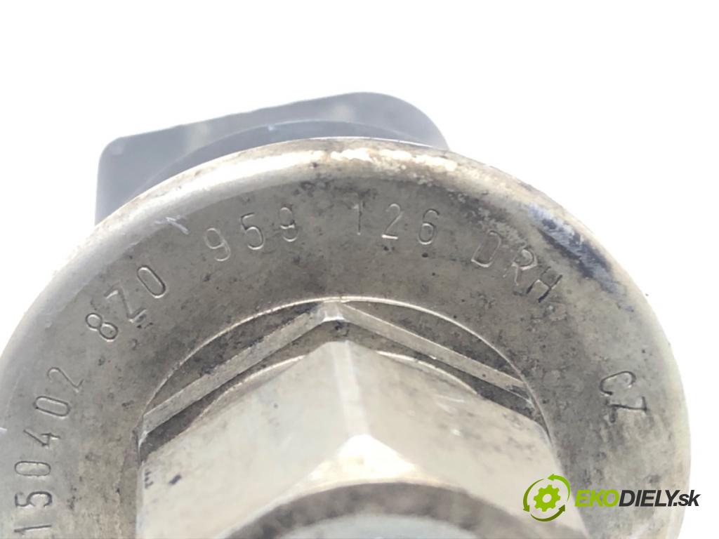 AUDI A4 B6 (8E2) 2000 - 2005    2.0 96 kW [130 KM] benzyna 2000 - 2004  snímač klimatizace 8Z0959126 (Snímače)