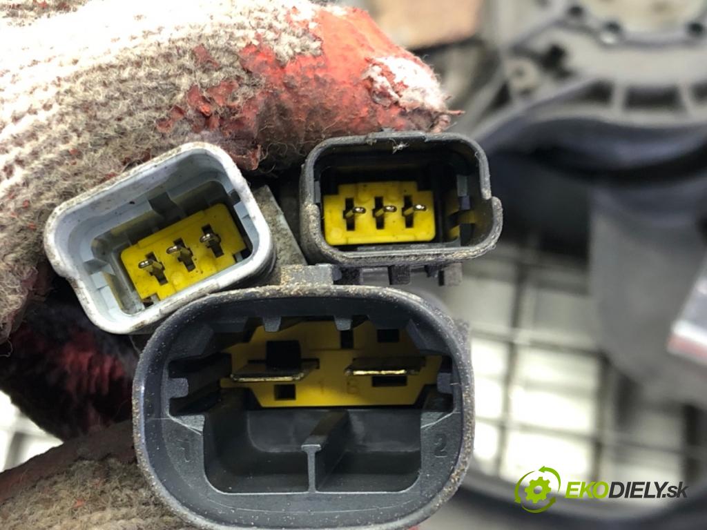 PEUGEOT 407 (6D_) 2004 - 2011    2.0 HDi 135 (6DRHRH, 6DRHRE, 6DRHRG, 6DRHRJ) 100 kW [136 KM] olej napędowy 2004 - 2010  Ventilátor chladiča  (Ventilátory)