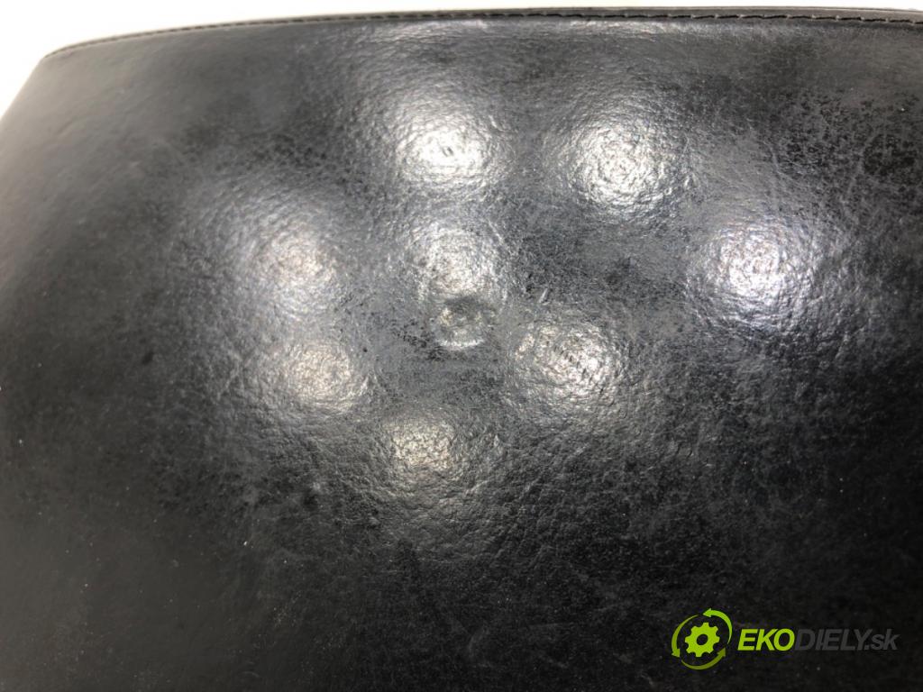 PEUGEOT 407 (6D_) 2004 - 2011    2.0 HDi 135 (6DRHRH, 6DRHRE, 6DRHRG, 6DRHRJ) 100 kW [136 KM] olej napędowy 2004 - 2010  Lakťová opierka  (Lakťové opierky)