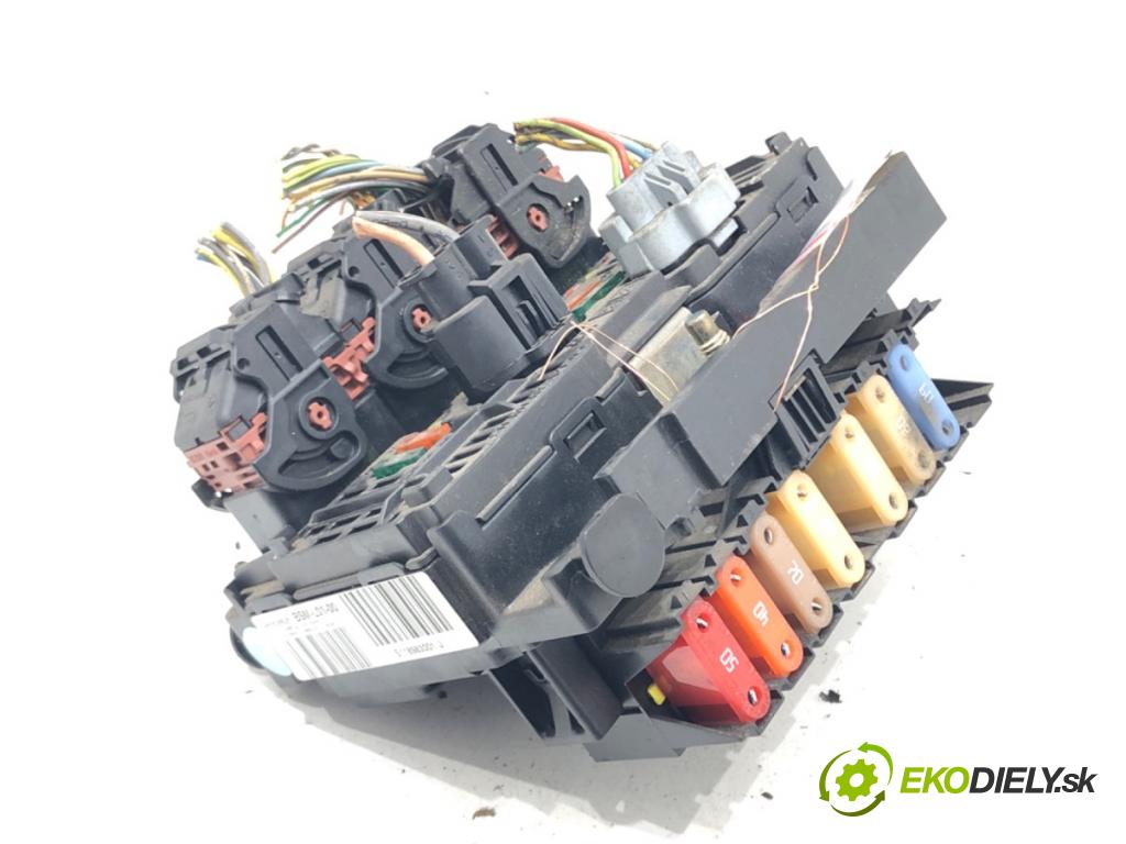 PEUGEOT 407 (6D_) 2004 - 2011    2.0 HDi 135 (6DRHRH, 6DRHRE, 6DRHRG, 6DRHRJ) 100 kW [136 KM] olej napędowy 2004 - 2010  Modul BSM 9656086080 (Ostatné)